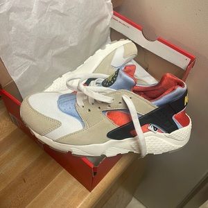 Tommy Hilfiger & Nike Huraches